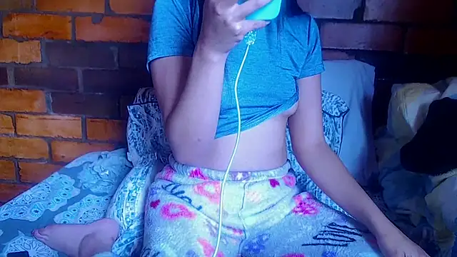 sabrina v  online show from September 19, 2025, 4:44 pm