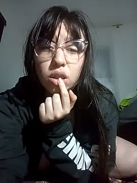 lareinalareinadelanal online show from September 24, 2025, 11:39 am