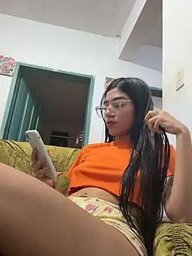 Snapshot of ElaRose_12 chatting on July 11, 2026, 12:33 am ElaRose 12 online show from July 11, 2026, 12:33 am