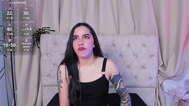 kaylee lee online show from October 21, 2025, 4:12 am