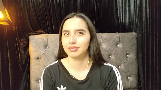 kaylee lee online show from September 26, 2025, 8:27 pm