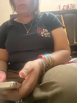 Seductive Punjaban online show from November 6, 2025, 9:57 am