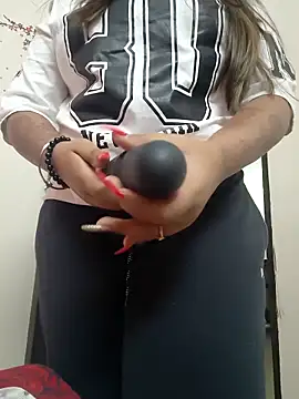 Seductive Punjaban online show from October 15, 2025, 11:18 am