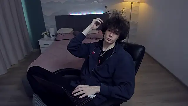 Edvard Blare online show from September 10, 2025, 2:49 pm