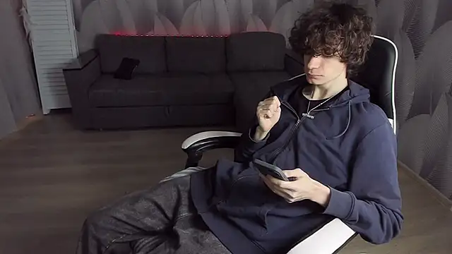 Edvard Blare online show from October 5, 2025, 1:24 pm