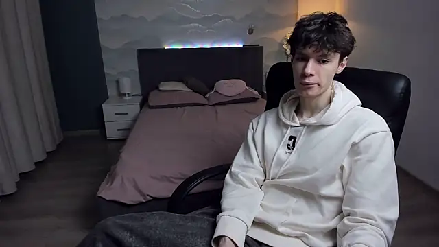 Edvard Blare online show from November 20, 2025, 2:40 pm