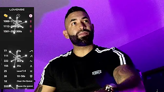 Snapshot of Max-prada chatting on February 26, 2026, 1:27 am Max-prada online show from February 26, 2026, 1:27 am