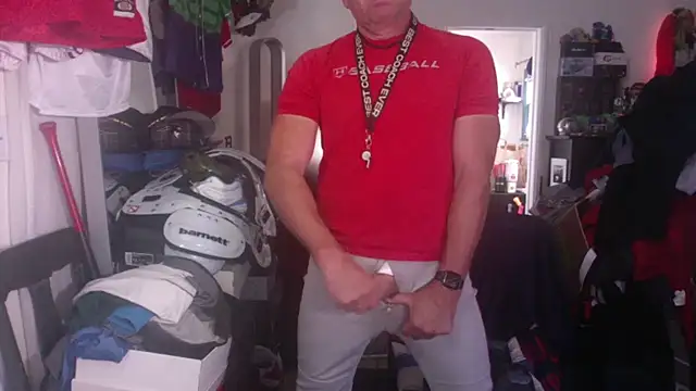 DILFJockDad87 online show from October 4, 2025, 11:06 pm