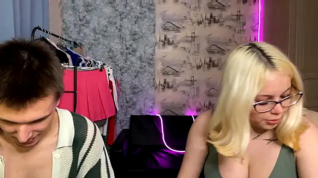 Mia Sakuraa online show from October 5, 2025, 1:35 pm