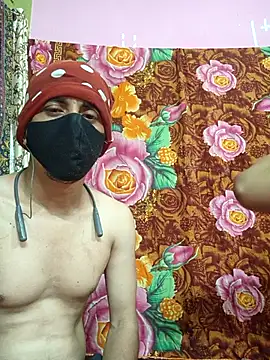 Snapshot of Seducing_couple chatting on May 24, 2026, 5:07 am Seducing couple online show from May 24, 2026, 5:07 am