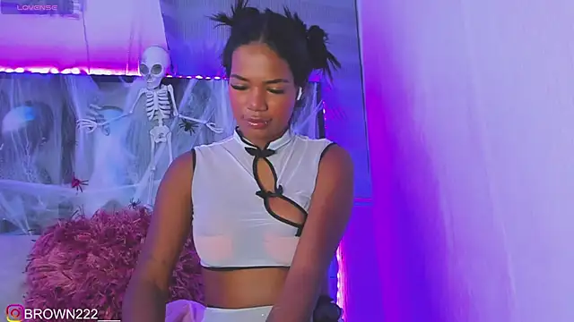 Snapshot of _naomibrown_ chatting on October 4, 2025, 4:36 am naomibrown online show from October 4, 2025, 4:36 am