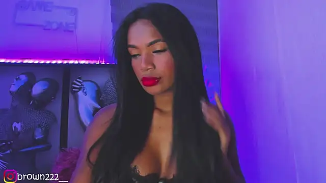 Snapshot of _naomibrown_ chatting on November 17, 2025, 2:26 am naomibrown online show from November 17, 2025, 2:26 am