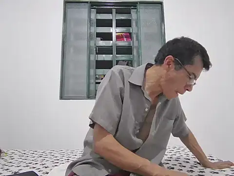 skinnylatino51 online show from September 22, 2025, 11:55 pm