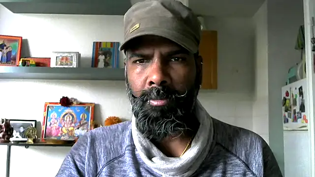 frenchblackc31 online show from November 23, 2025, 11:09 am