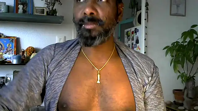 frenchblackc31 online show from January 9, 2026, 12:56 pm