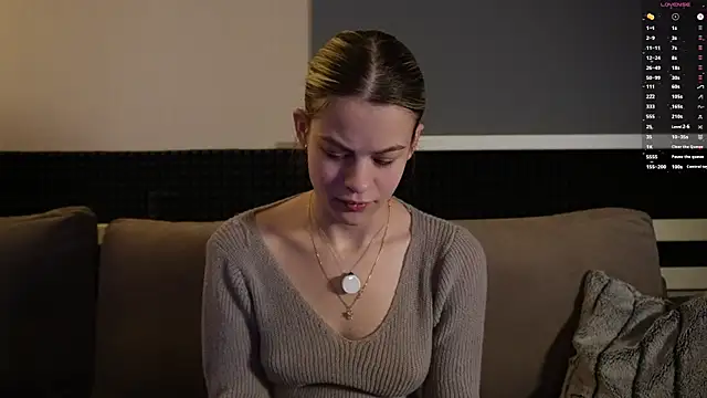 AnneVerity online show from April 16, 2026, 8:20 pm