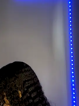 jadee8 online show from November 10, 2025, 7:41 pm