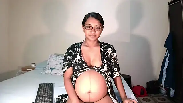 indiansweetflava online show from March 31, 2026, 4:58 am