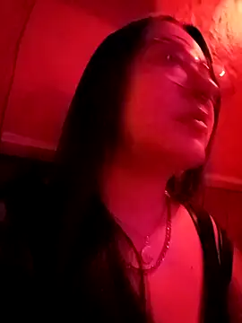 Snapshot of Dulcedeanis chatting on February 22, 2026, 4:48 am Dulcedeanis online show from February 22, 2026, 4:48 am