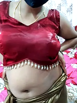 Snapshot of Lalitha-1995 chatting on October 22, 2025, 4:34 am Lalitha-1995 online show from October 22, 2025, 4:34 am