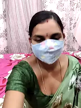 Snapshot of Lalitha-1995 chatting on September 22, 2025, 5:19 pm Lalitha-1995 online show from September 22, 2025, 5:19 pm