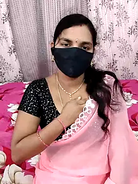 Snapshot of Lalitha-1995 chatting on October 9, 2025, 8:59 am Lalitha-1995 online show from October 9, 2025, 8:59 am