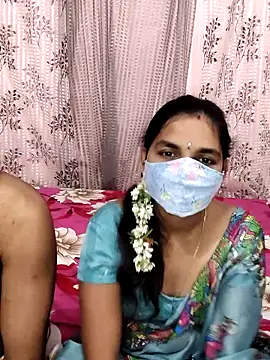 Snapshot of Lalitha-1995 chatting on September 18, 2025, 4:43 pm Lalitha-1995 online show from September 18, 2025, 4:43 pm