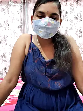 Snapshot of Lalitha-1995 chatting on September 8, 2025, 4:28 pm Lalitha-1995 online show from September 8, 2025, 4:28 pm