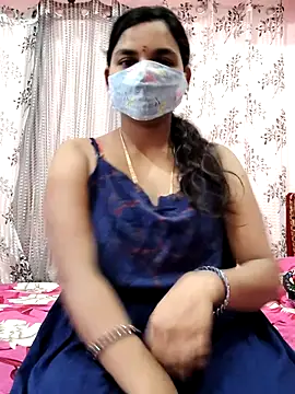 Snapshot of Lalitha-1995 chatting on September 9, 2025, 6:23 am Lalitha-1995 online show from September 9, 2025, 6:23 am