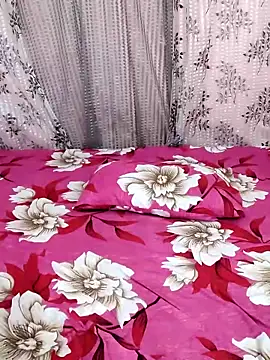 Snapshot of Lalitha-1995 chatting on October 8, 2025, 4:47 am Lalitha-1995 online show from October 8, 2025, 4:47 am