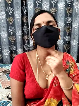 Snapshot of Lalitha-1995 chatting on July 18, 2026, 5:05 am Lalitha-1995 online show from July 18, 2026, 5:05 am
