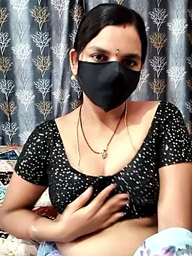 Snapshot of Lalitha-1995 chatting on May 30, 2026, 5:58 am Lalitha-1995 online show from May 30, 2026, 5:58 am