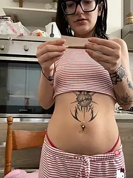 severingratty online show from October 10, 2025, 8:37 am