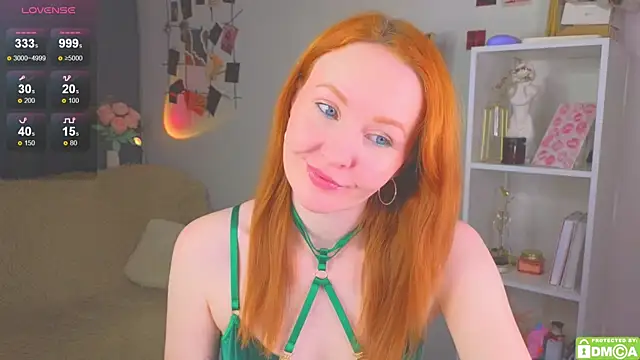 JoyceJones online show from October 11, 2025, 7:37 pm