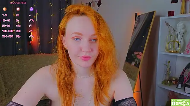 Snapshot of JoyceJones chatting on February 10, 2026, 8:19 pm JoyceJones online show from February 10, 2026, 8:19 pm