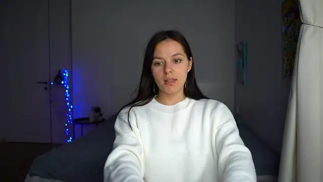 EwelynScott online show from December 5, 2025, 2:10 am