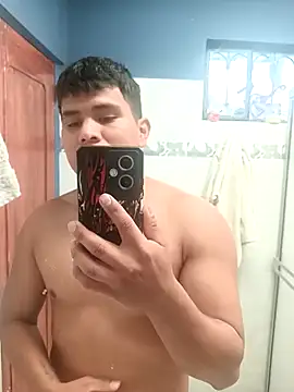 Snapshot of Oscariin96 chatting on February 1, 2026, 4:16 pm Oscariin96 online show from February 1, 2026, 4:16 pm