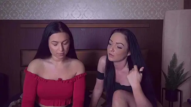 BustyBrunettes online show from November 1, 2025, 11:48 am