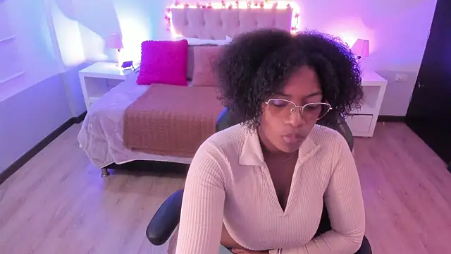 ebony fantasy2 online show from April 15, 2026, 11:27 am