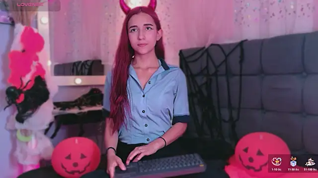 Snapshot of NataliaPrada_s chatting on October 21, 2025, 8:08 pm NataliaPrada s online show from October 21, 2025, 8:08 pm