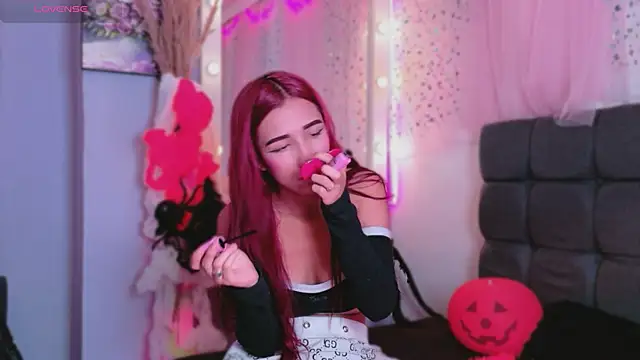 Snapshot of NataliaPrada_s chatting on October 27, 2025, 4:52 pm NataliaPrada s online show from October 27, 2025, 4:52 pm