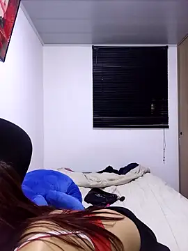 Snapshot of NataliaPrada_s chatting on October 5, 2025, 2:35 am NataliaPrada s online show from October 5, 2025, 2:35 am