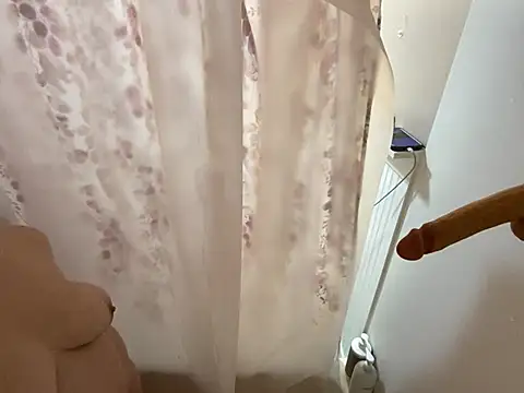 GirlSquirt online show from March 5, 2026, 4:42 am