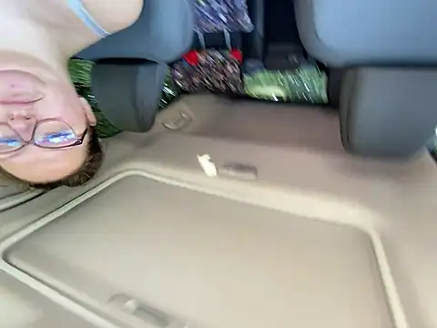 GirlSquirt online show from October 5, 2025, 5:14 pm