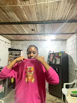 britanyxxs online show from November 27, 2025, 1:22 pm