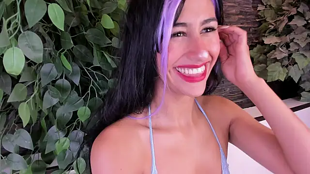 Snapshot of miss___taylor chatting on September 29, 2025, 6:13 pm miss taylor online show from September 29, 2025, 6:13 pm