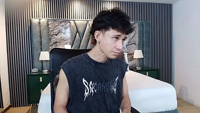 Michael blue online show from February 17, 2026, 7:33 pm