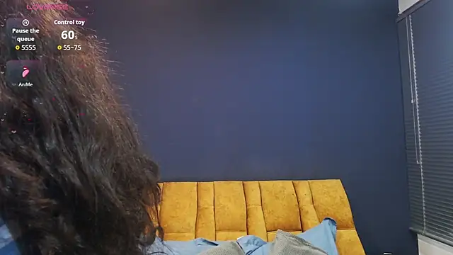 KendraaSimons online show from May 12, 2026, 9:43 pm