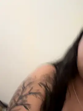 Snapshot of babykalirose chatting on October 21, 2025, 8:30 pm babykalirose online show from October 21, 2025, 8:30 pm