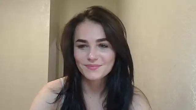 Silviaa a online show from February 26, 2026, 8:31 pm